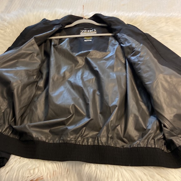 ZERO RESTRICTIONS Golf Outerwear Man size L Gore-Tex black color good condition - Picture 7 of 16